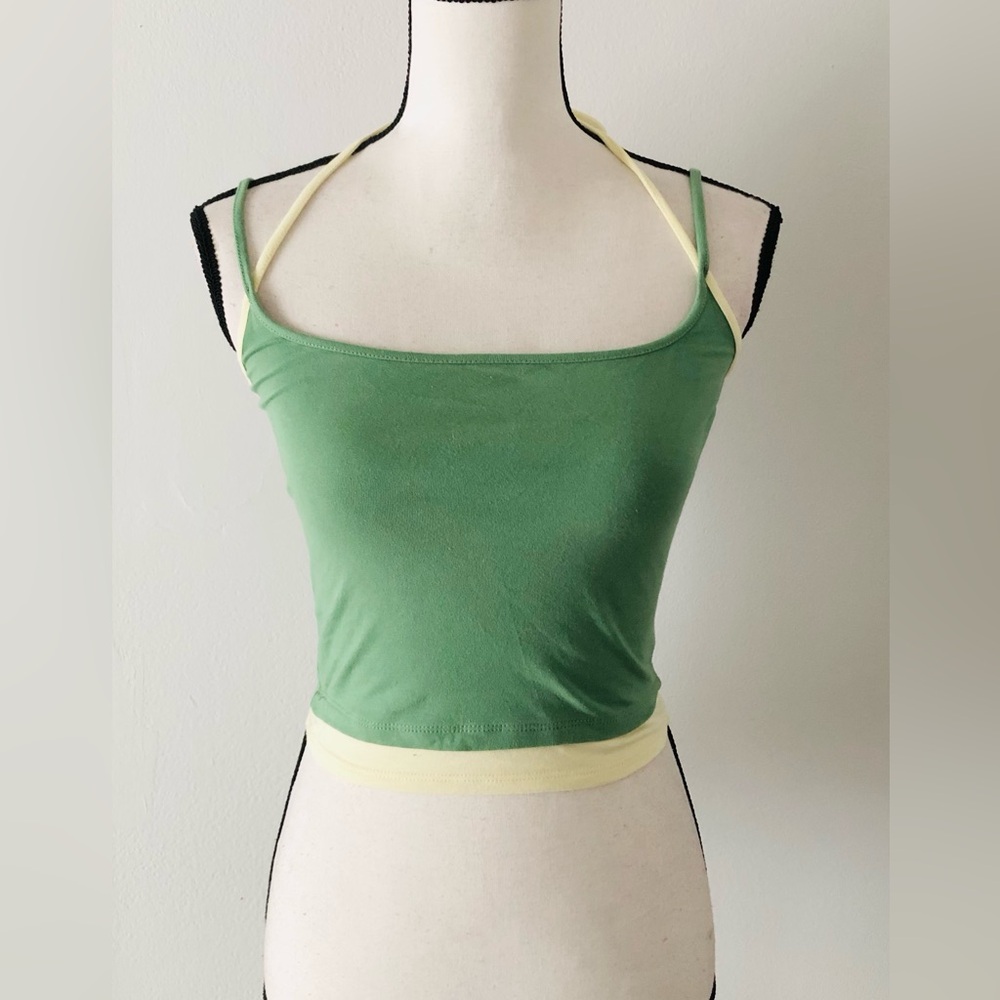 VTG Y2K Tilly’s Crop Top